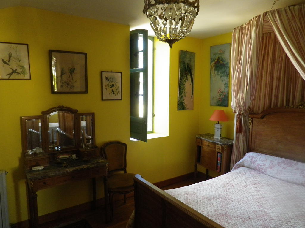 Chambres Et Table D'Hotes Manoir Capcazal De Pachiou Mimbaste Bagian luar foto